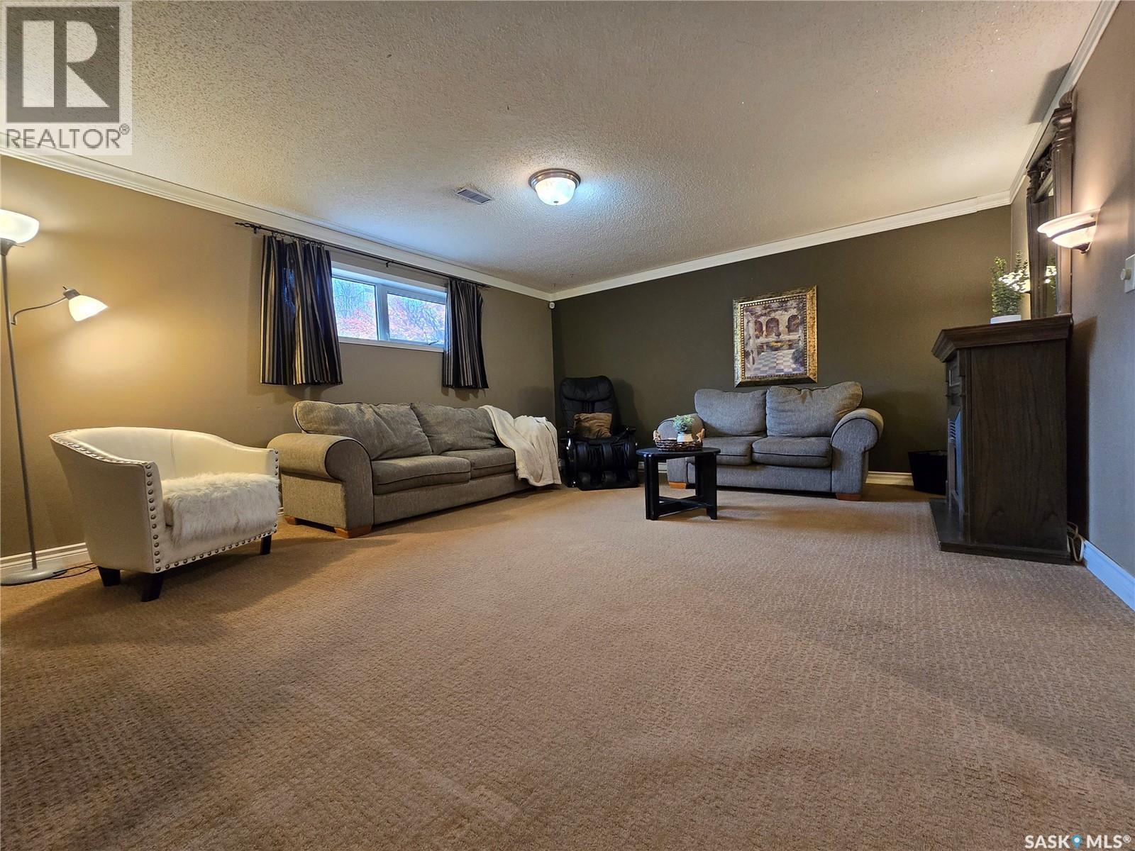 236 BEAN CRESCENT, Weyburn — photo 17