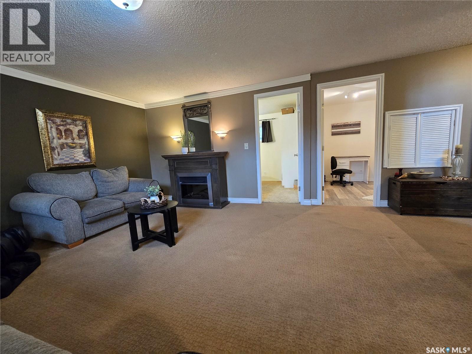 236 BEAN CRESCENT, Weyburn — photo 18