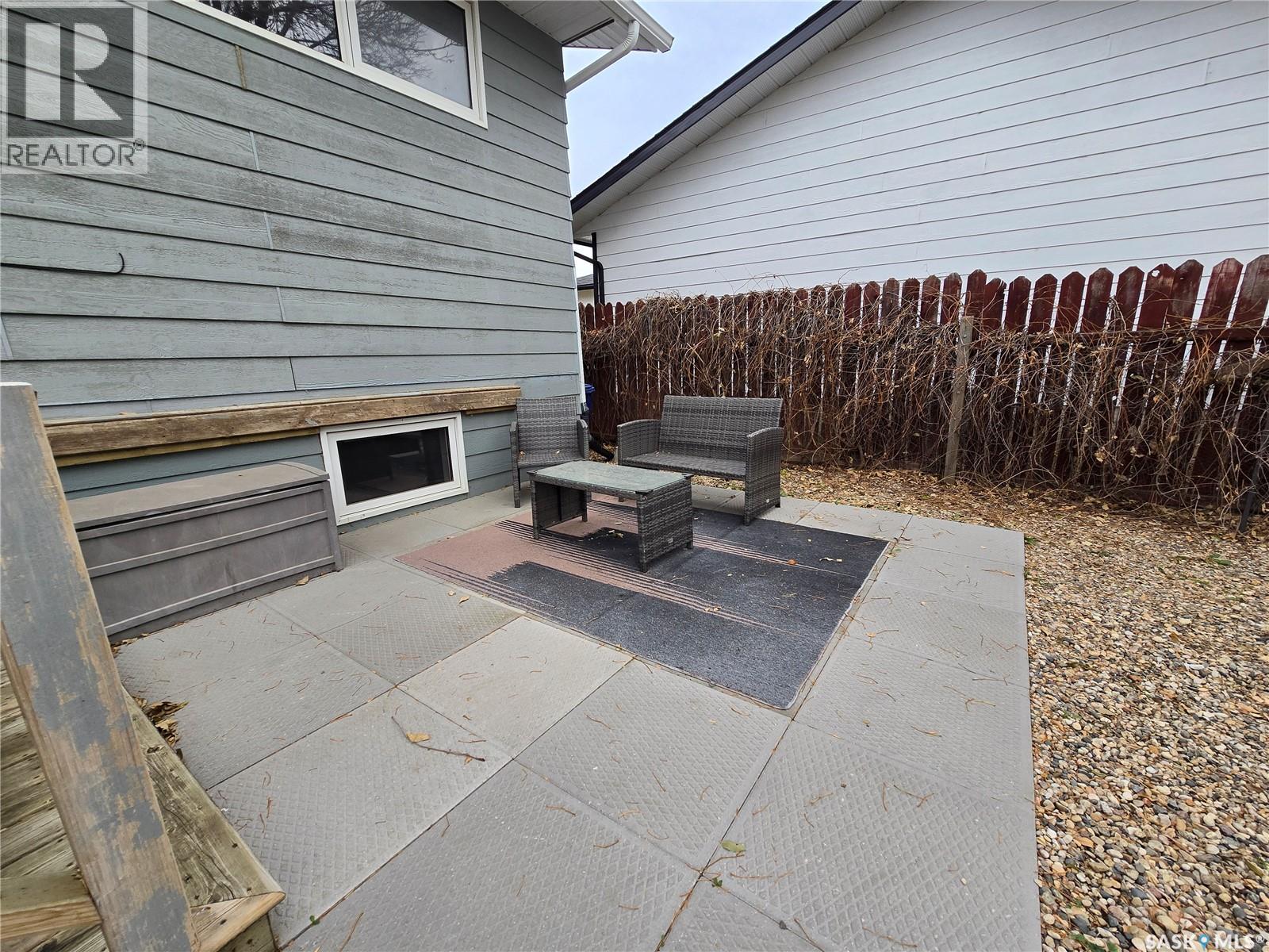 236 BEAN CRESCENT, Weyburn — photo 29