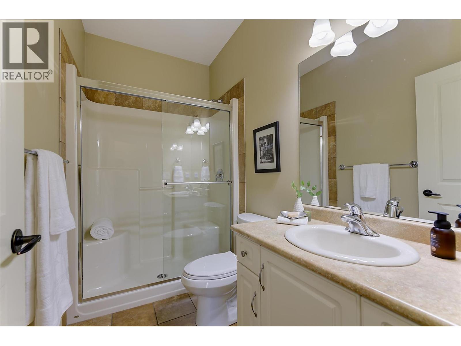  3843 Sonoma Pines Drive, Westbank