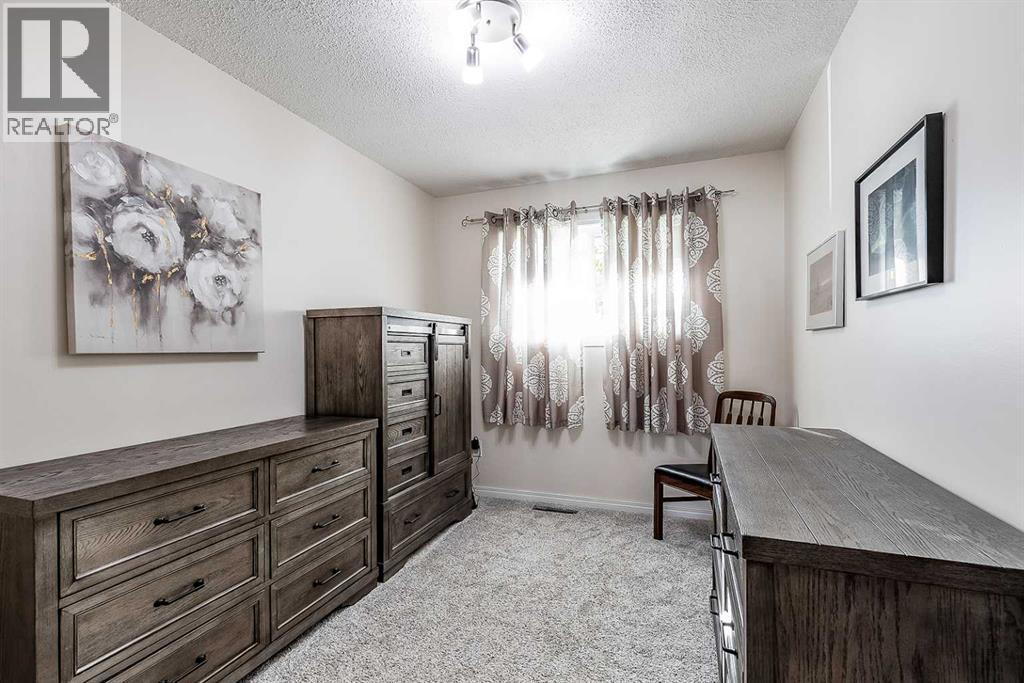 1654 10 Avenue NE, photo 21 of 50