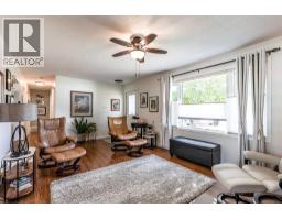 Bedroom - 1654 10 Avenue Ne, Medicine Hat, AB T1A6G5 Photo 9