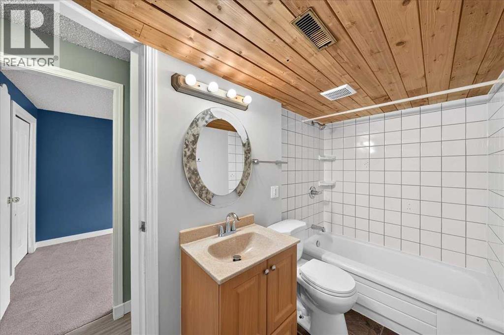 1424 11 Avenue SE photo 27