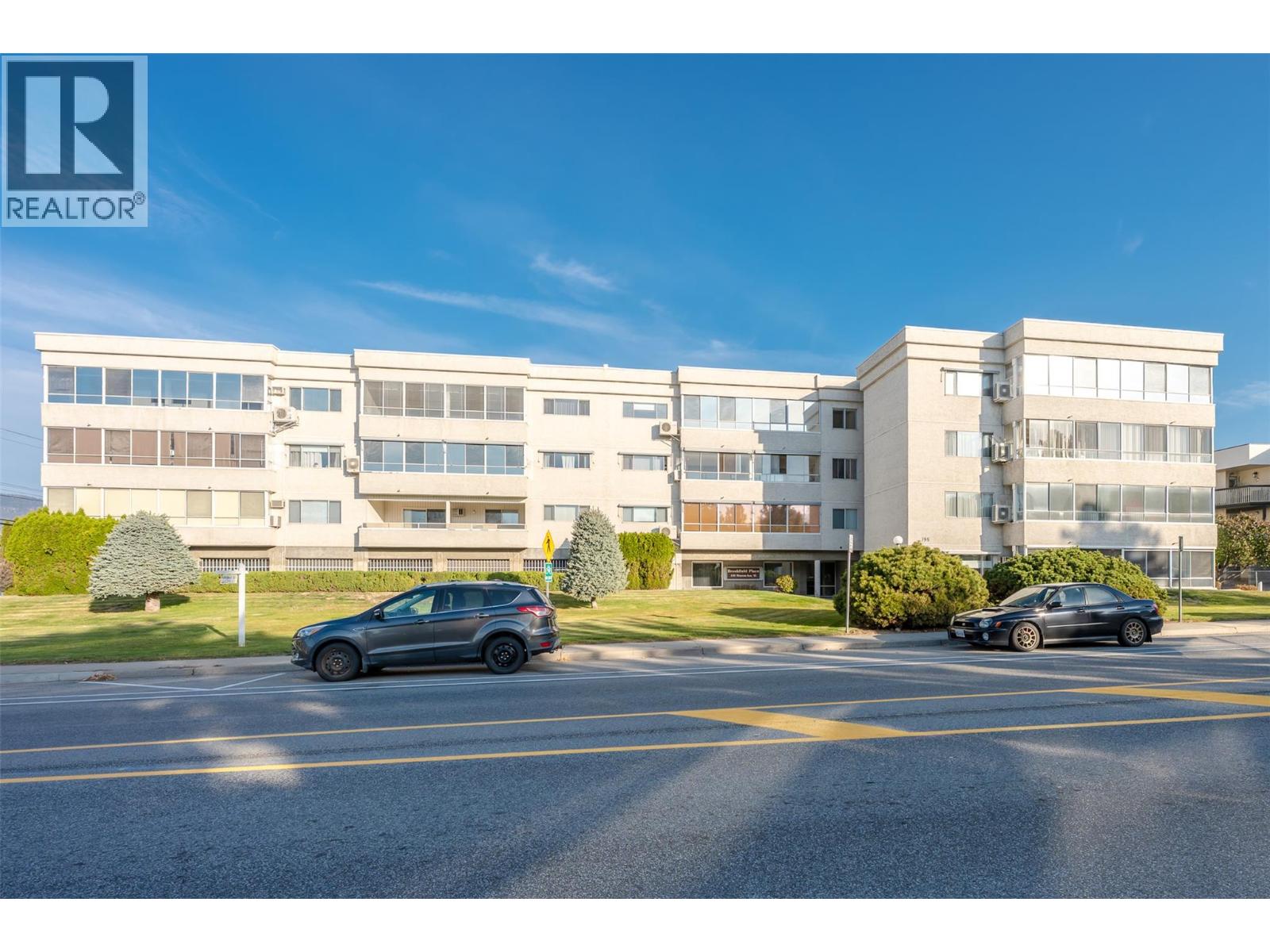 204 195 Warren Avenue West, Penticton