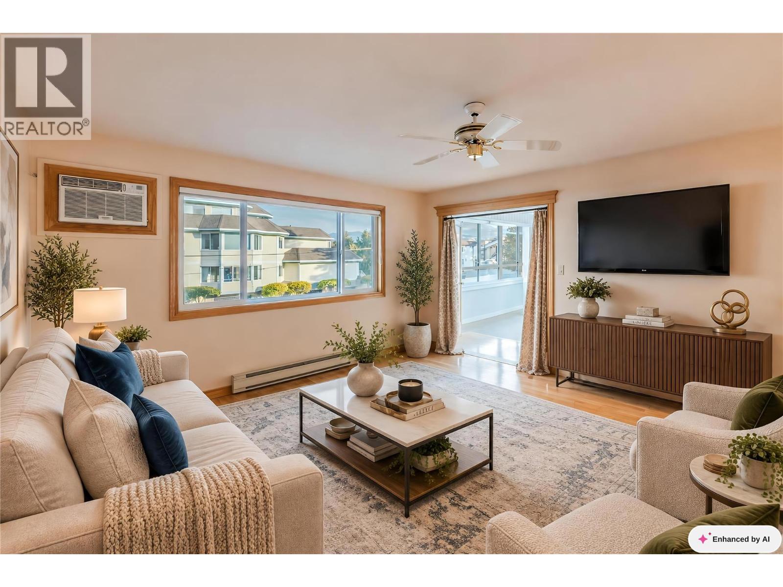204 195 Warren Avenue West, Penticton