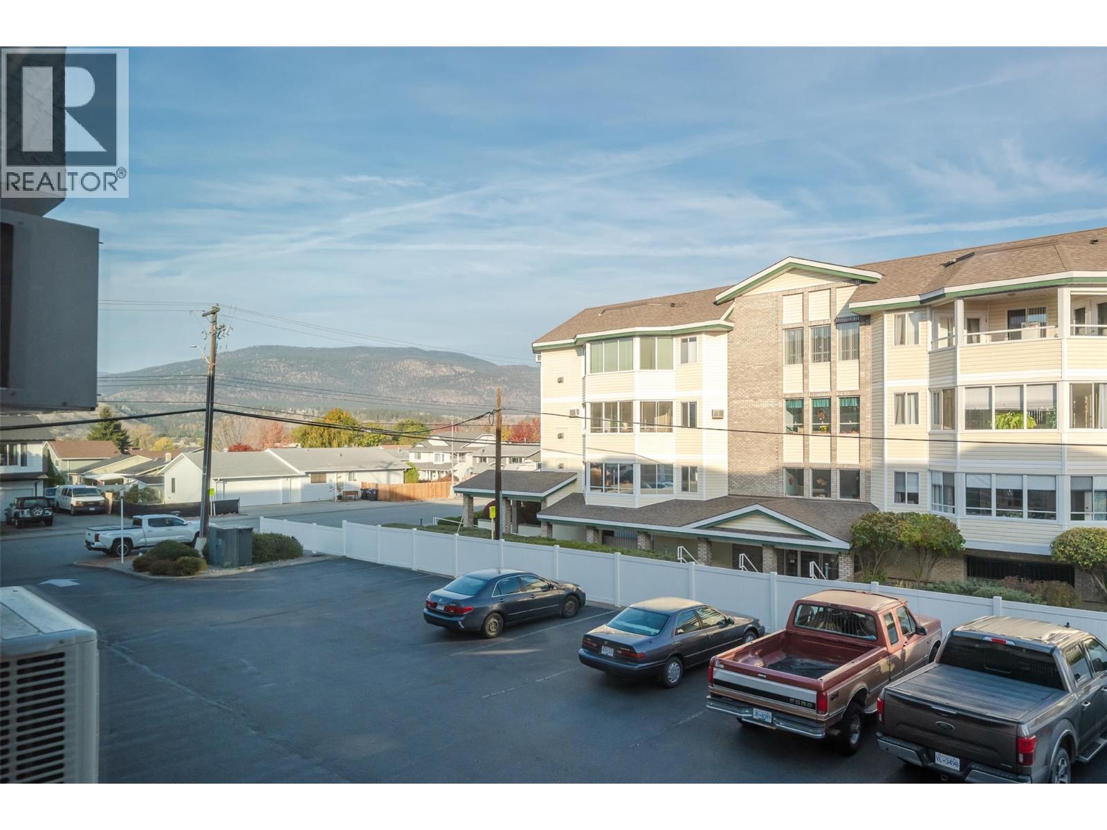 204 195 Warren Avenue West, Penticton