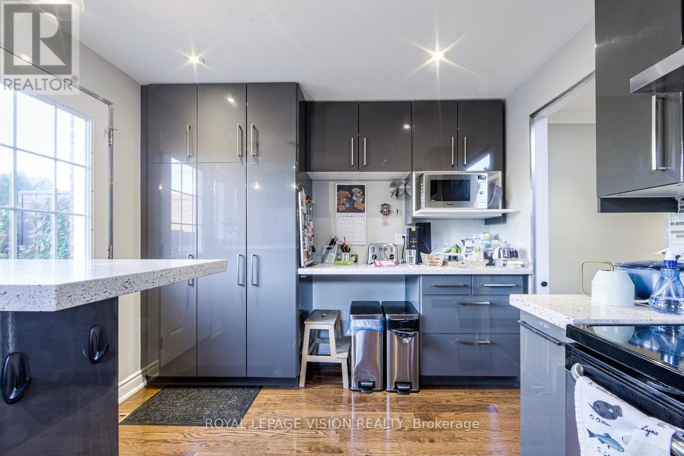 445 SHAW STREET, Toronto (Trinity-Bellwoods) — photo 12