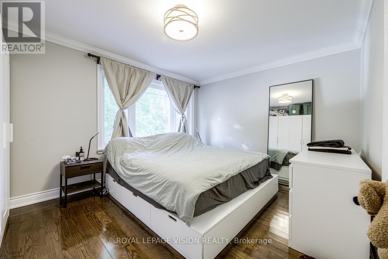 445 Shaw Street, Toronto, ON photo 16