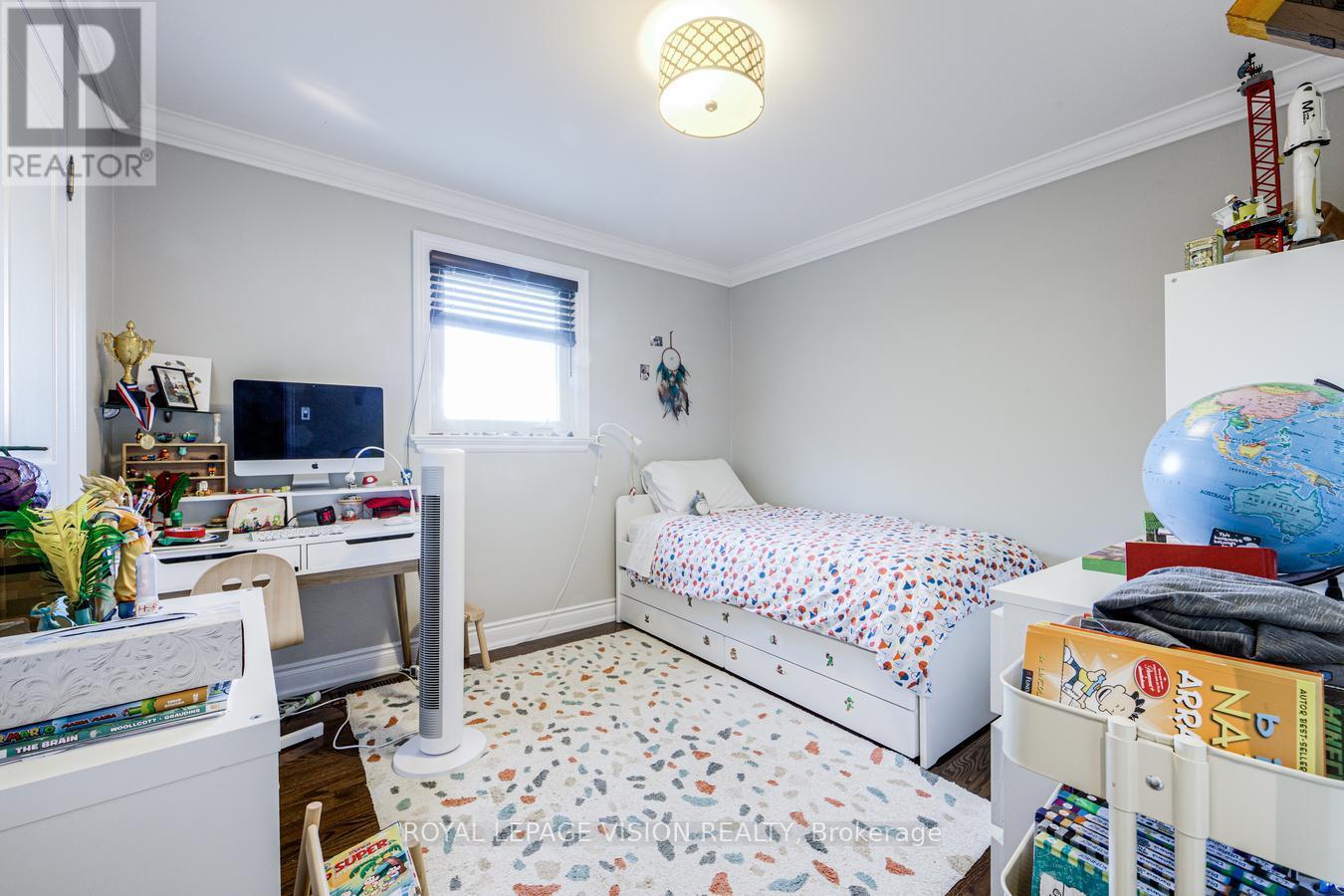 445 Shaw Street, Toronto, ON photo 17