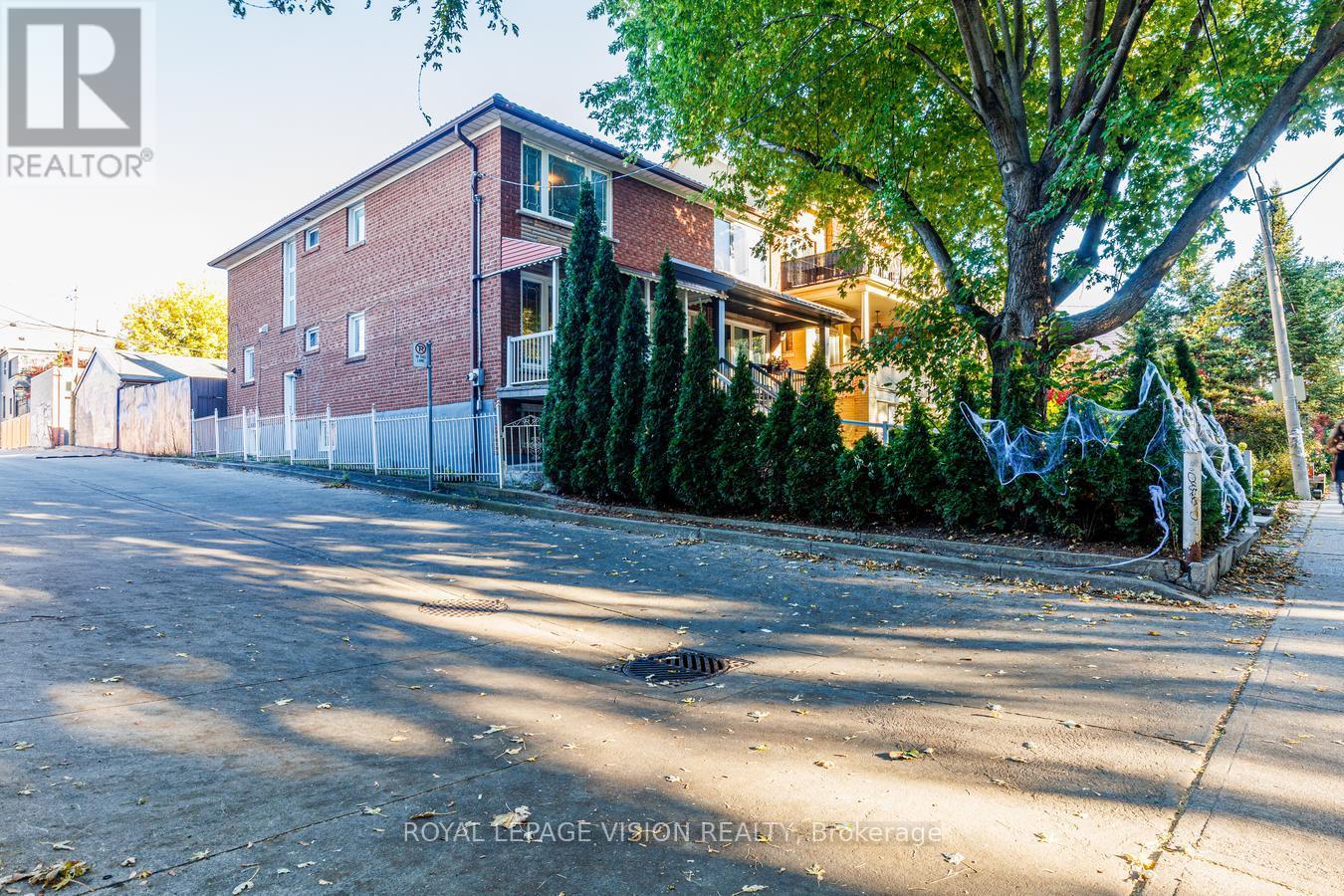 445 Shaw Street, Toronto, ON photo 30