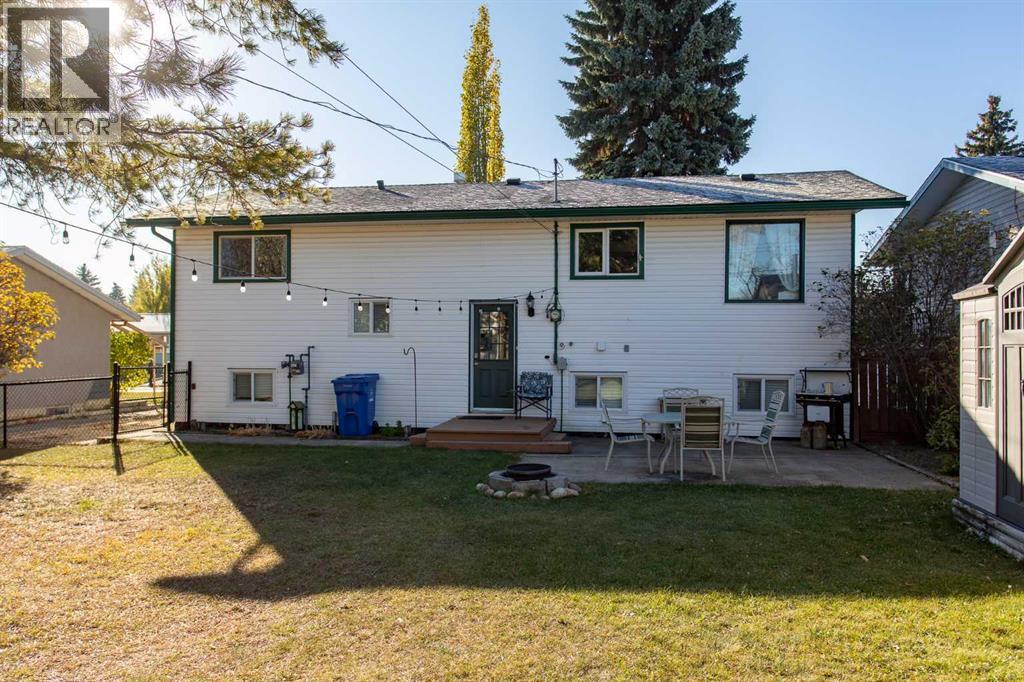 Listing photo – 5724 55 Avenue, Lacombe