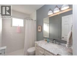 5724 55 Avenue, Lacombe, AB T4L1L8 Photo 16