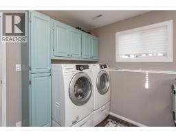 5724 55 Avenue, Lacombe, AB T4L1L8 Photo 25