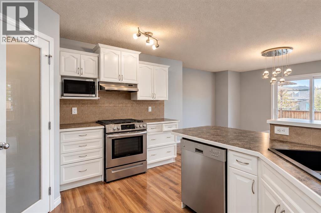 47 Westmount Road, Okotoks — photo 10