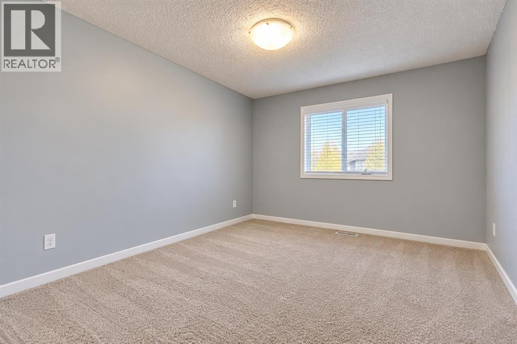 47 Westmount Road, Okotoks — photo 18