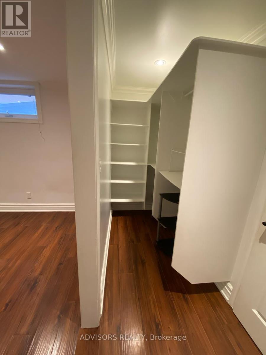 16 SABRINA COURT, Richmond Hill (North Richvale) — photo 4