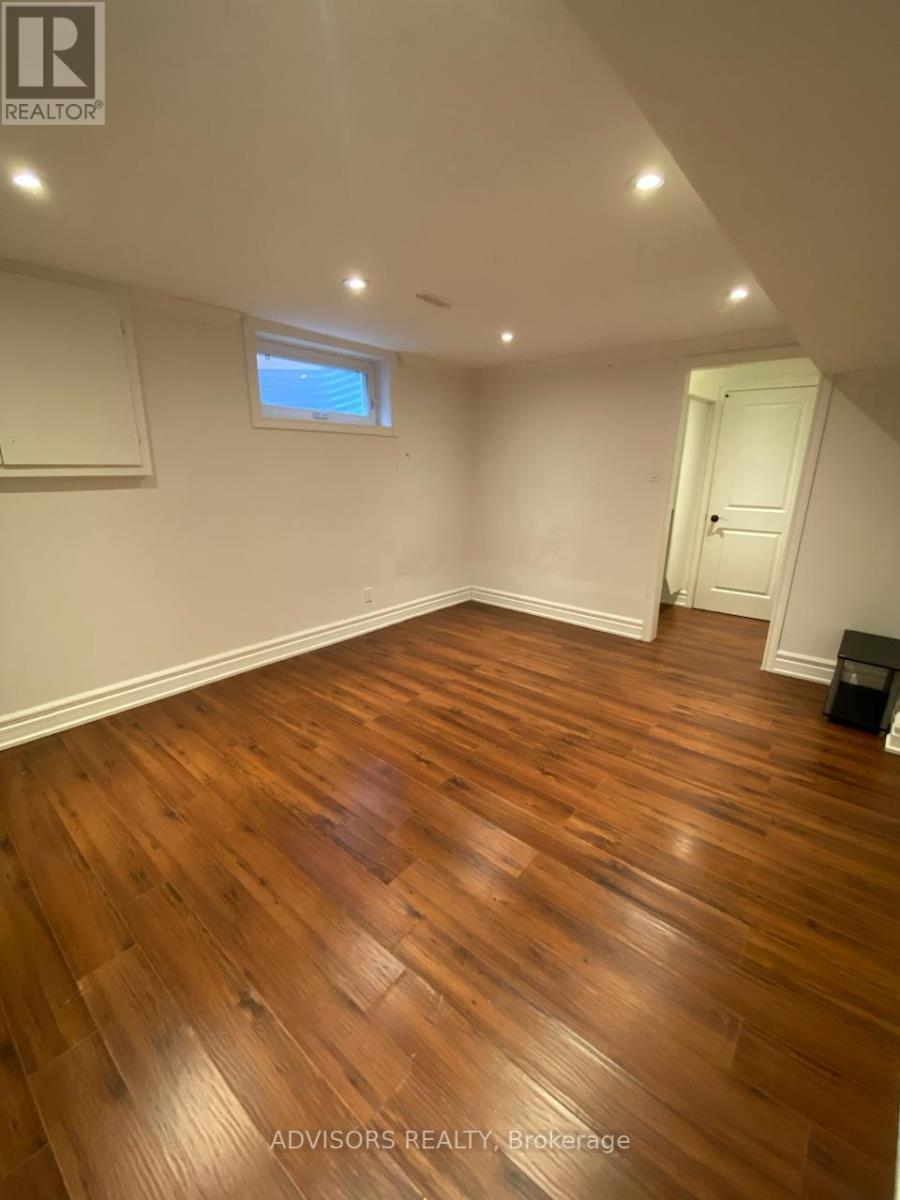 16 SABRINA COURT, Richmond Hill (North Richvale) — photo 5