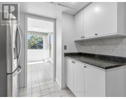 303 - 20 Harding Boulevard W, Richmond Hill, ON L4C9S4 Photo 10