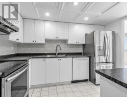 303 - 20 Harding Boulevard W, Richmond Hill, ON L4C9S4 Photo 9