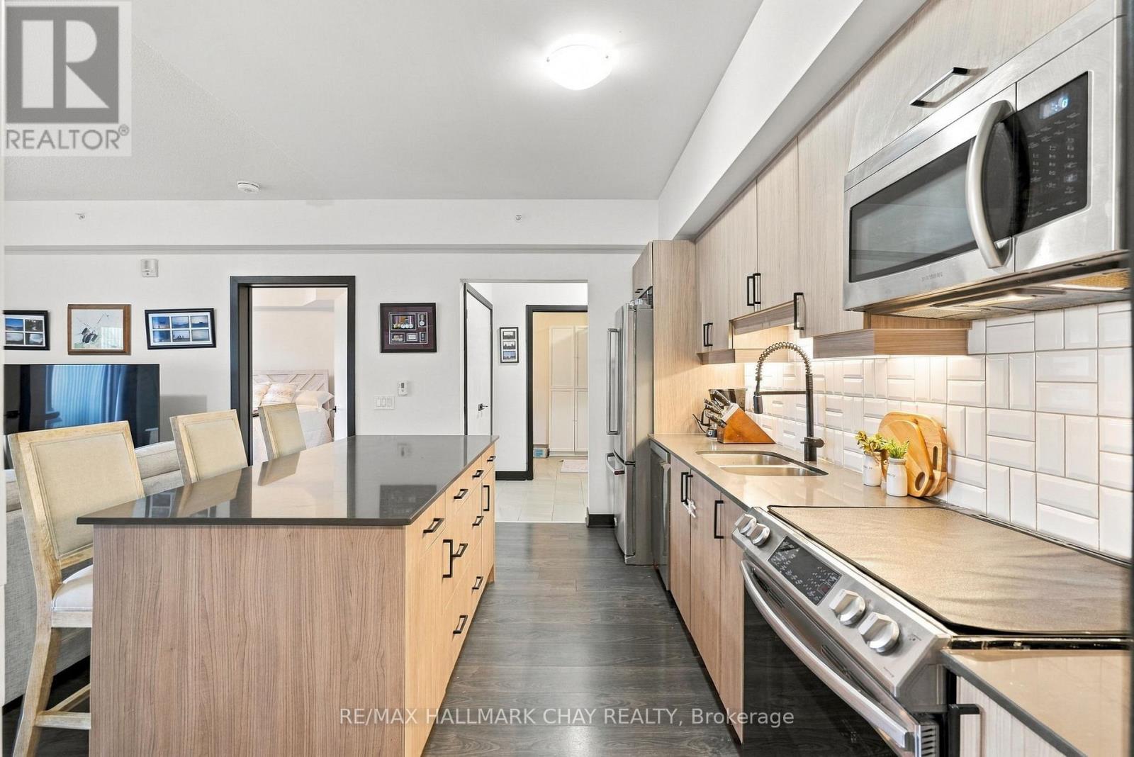 107- 5 Chef Lane, Barrie, ON photo 14