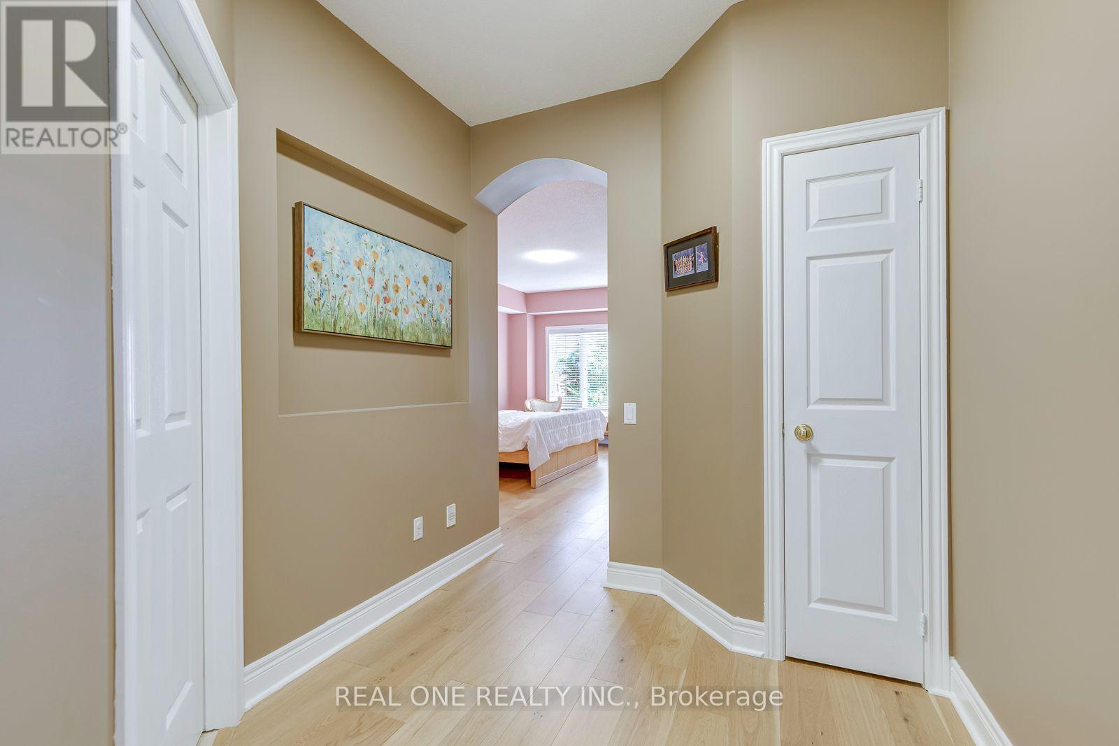 4250 Price Court, Burlington, ON photo 13