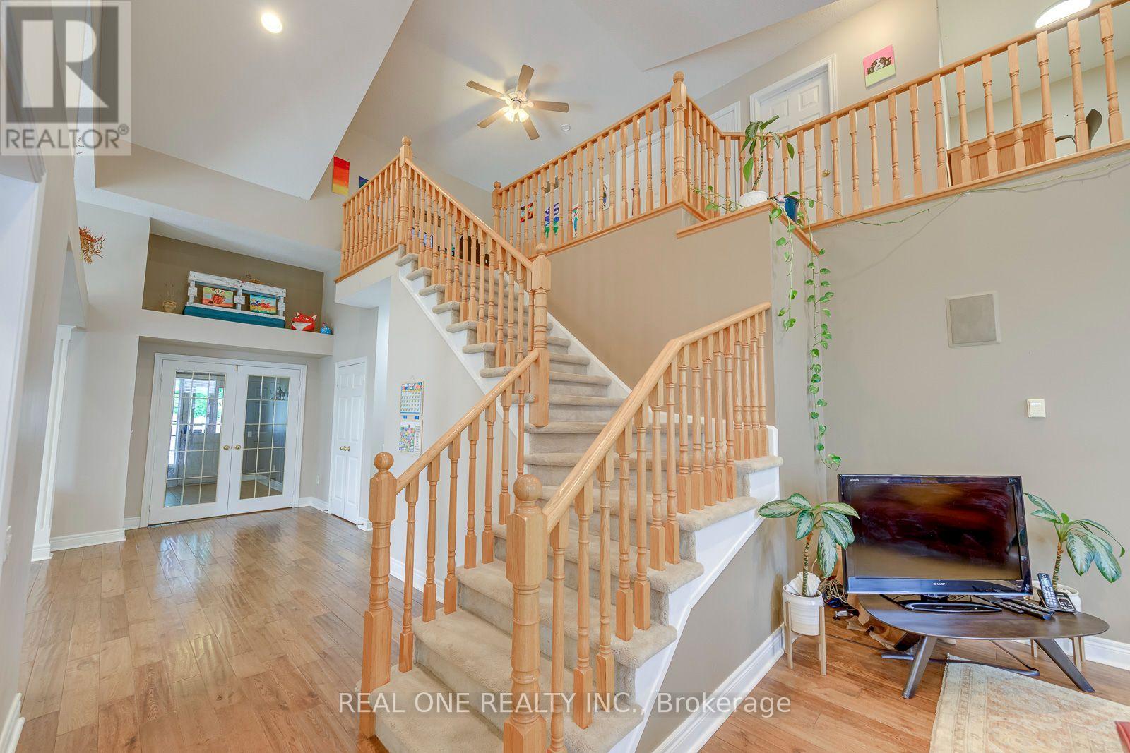 4250 Price Court, Burlington, ON photo 18