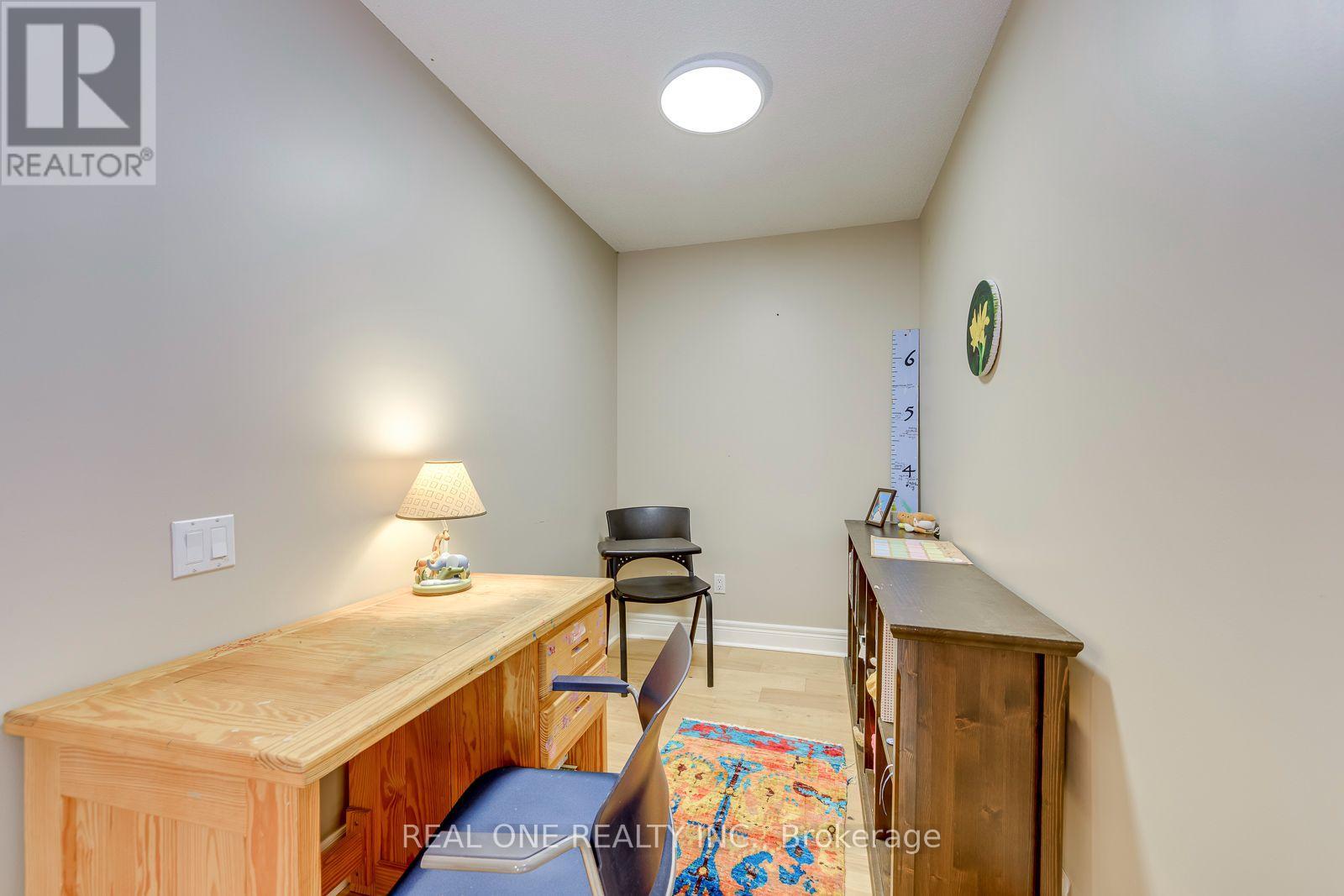 4250 Price Court, Burlington, ON photo 21
