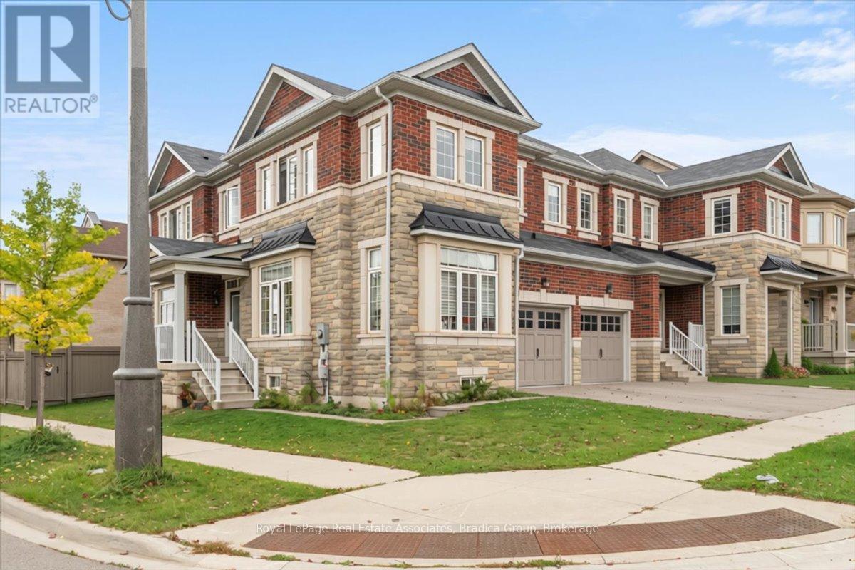 449 GEORGE RYAN AVENUE, Oakville (JM Joshua Meadows)