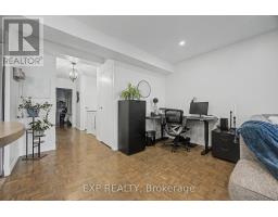 501 - 1000 Cedarglen Gate, Mississauga, ON L5C3Z5 Photo 10