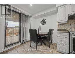 501 - 1000 Cedarglen Gate, Mississauga, ON L5C3Z5 Photo 9