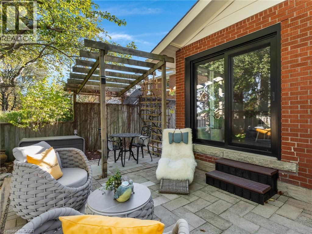 119 GLADSTONE Avenue - 37