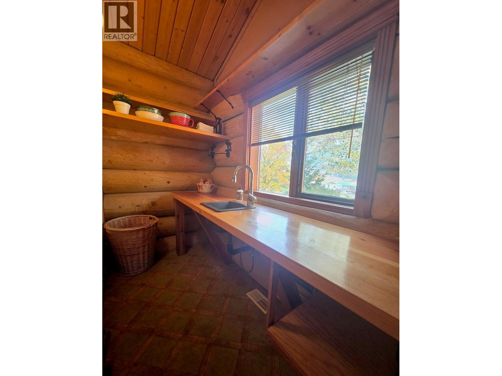 3486 Davy Road, Grand Forks - Image 1