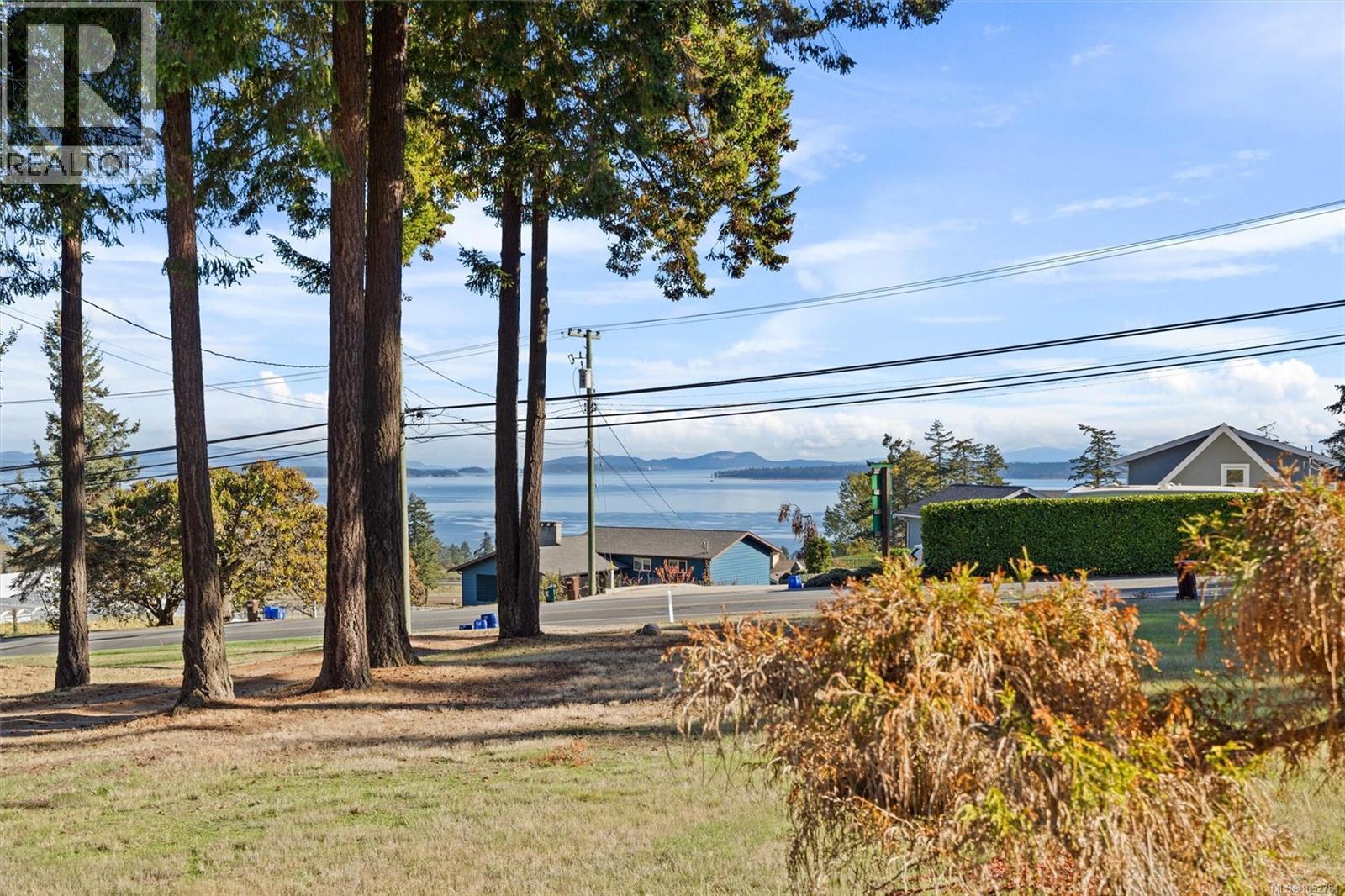 8698 East Saanich Rd, North Saanich - Image 1
