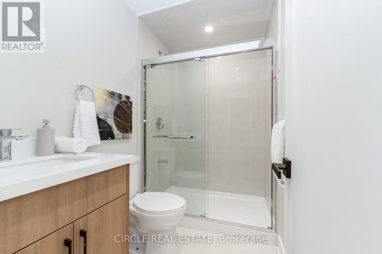 226 East 28th Street, Hamilton, ON photo 16