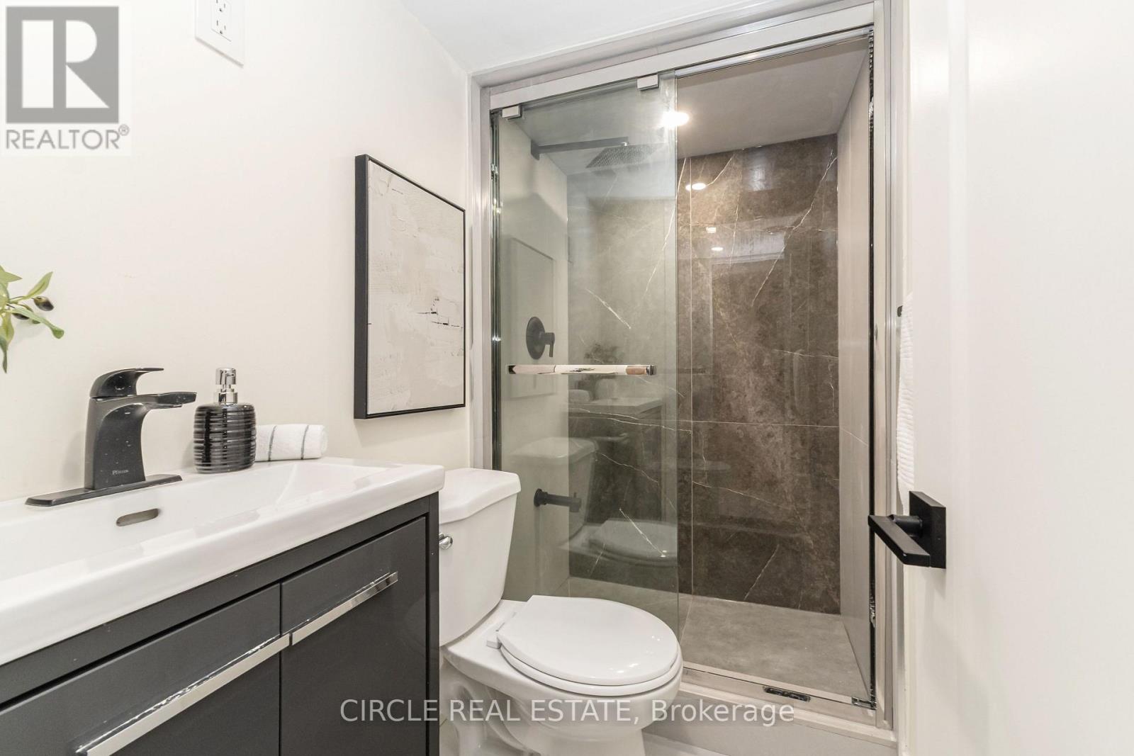 226 East 28th Street, Hamilton, ON photo 39