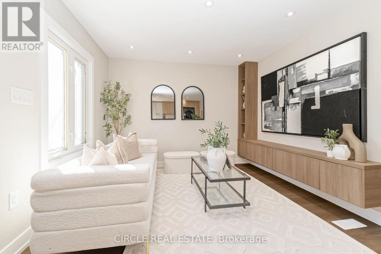 226 EAST 28TH STREET, Hamilton (Eastmount) — photo 4