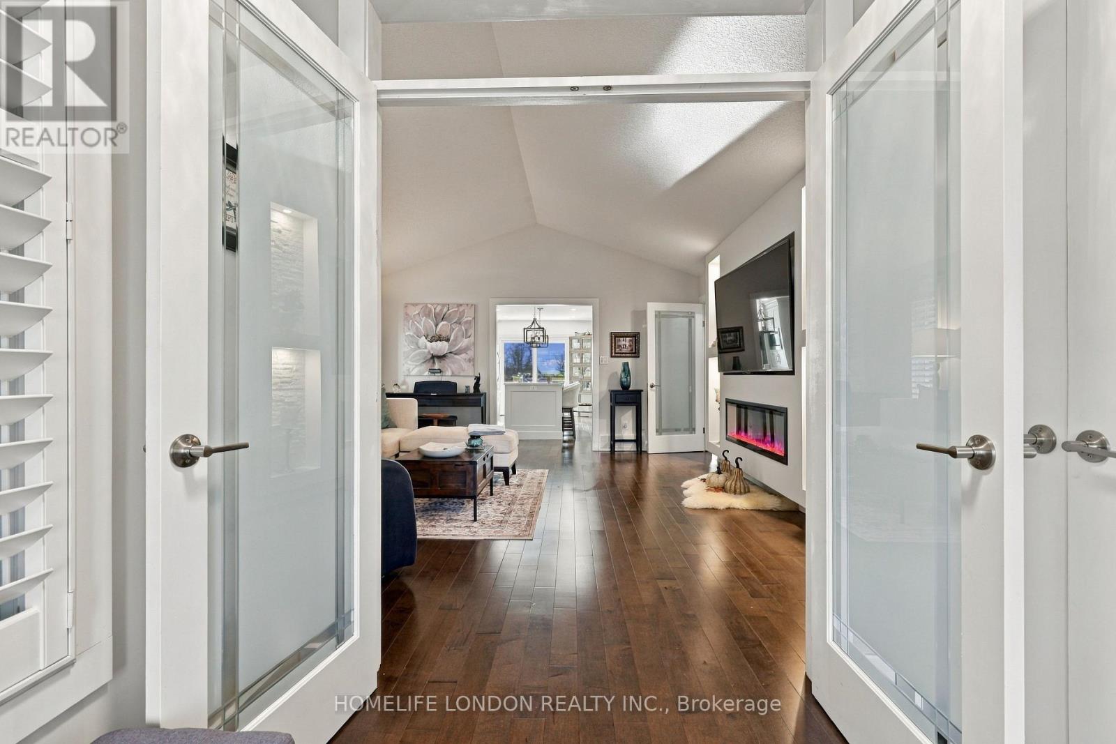 4 bedroom Single Family interior view, 2195 Thornicroft Crescent, Lambeth, London, Ontario