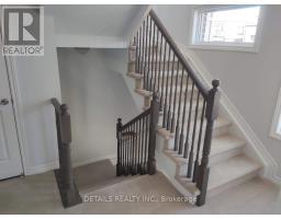 800 Kiniw Private, Ottawa, ON K1K5A3 Photo 10