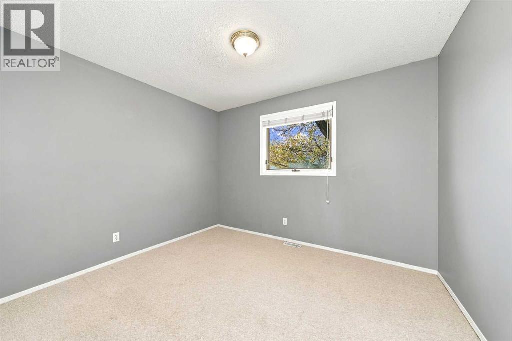 226218 72  E, Rural Foothills County — photo 24