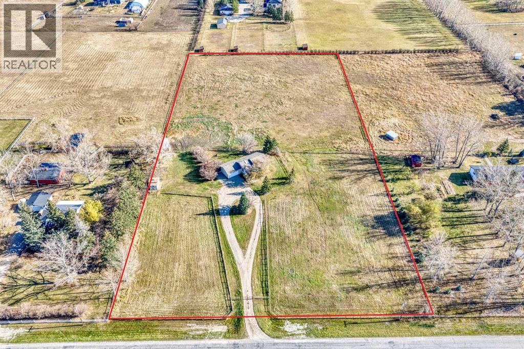 226218 72  E, Rural Foothills County