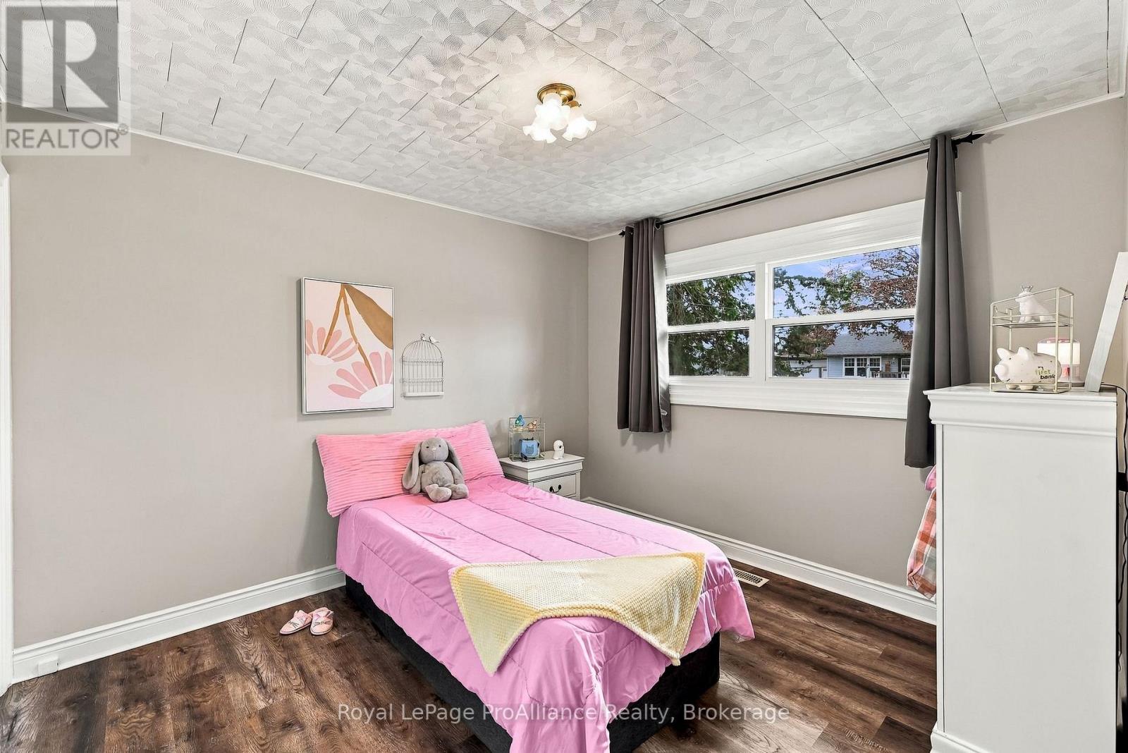 41 Centre Street, Brighton, ON photo 30