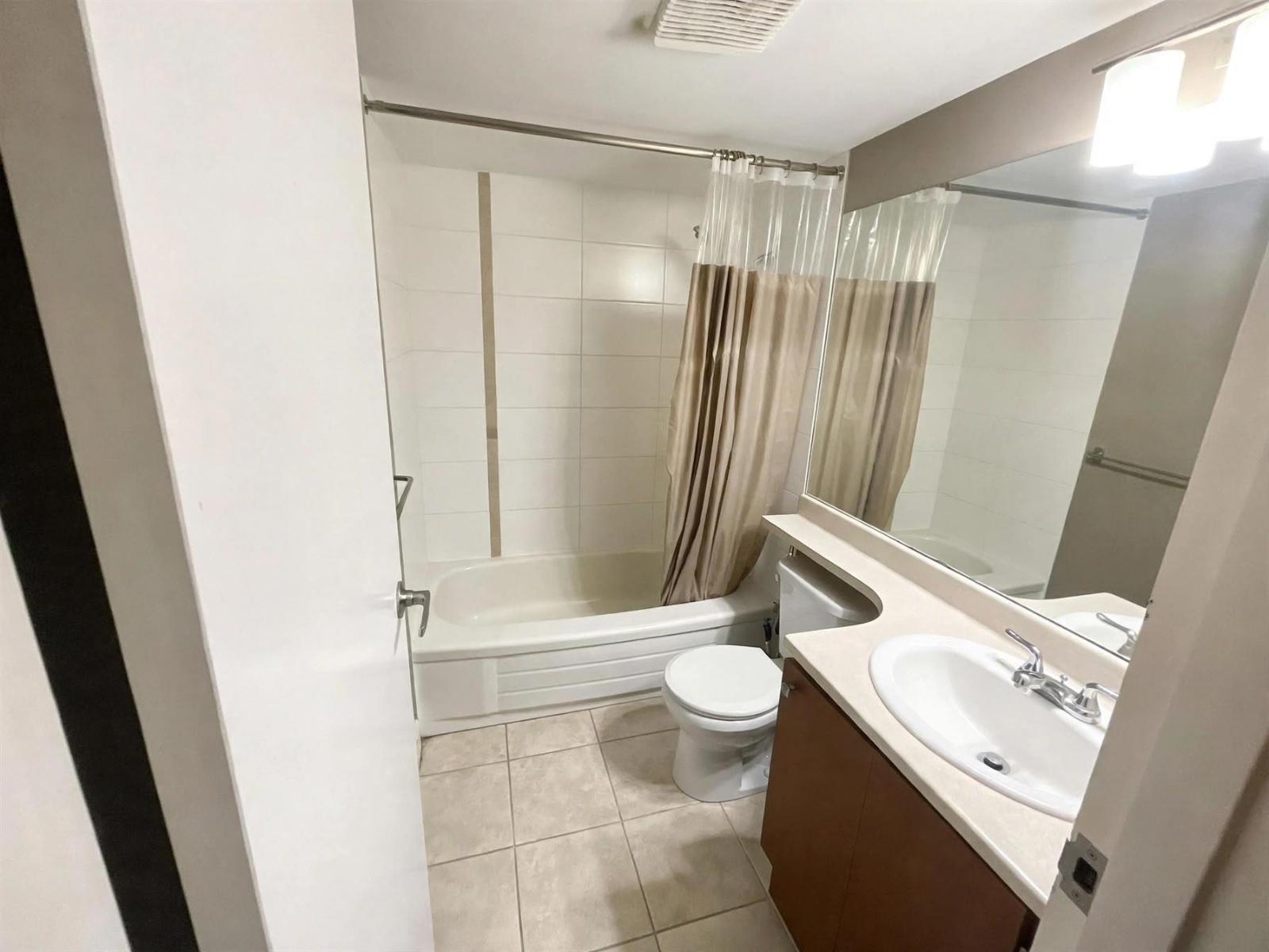 203 5664 200 STREET, Langley - Image 1