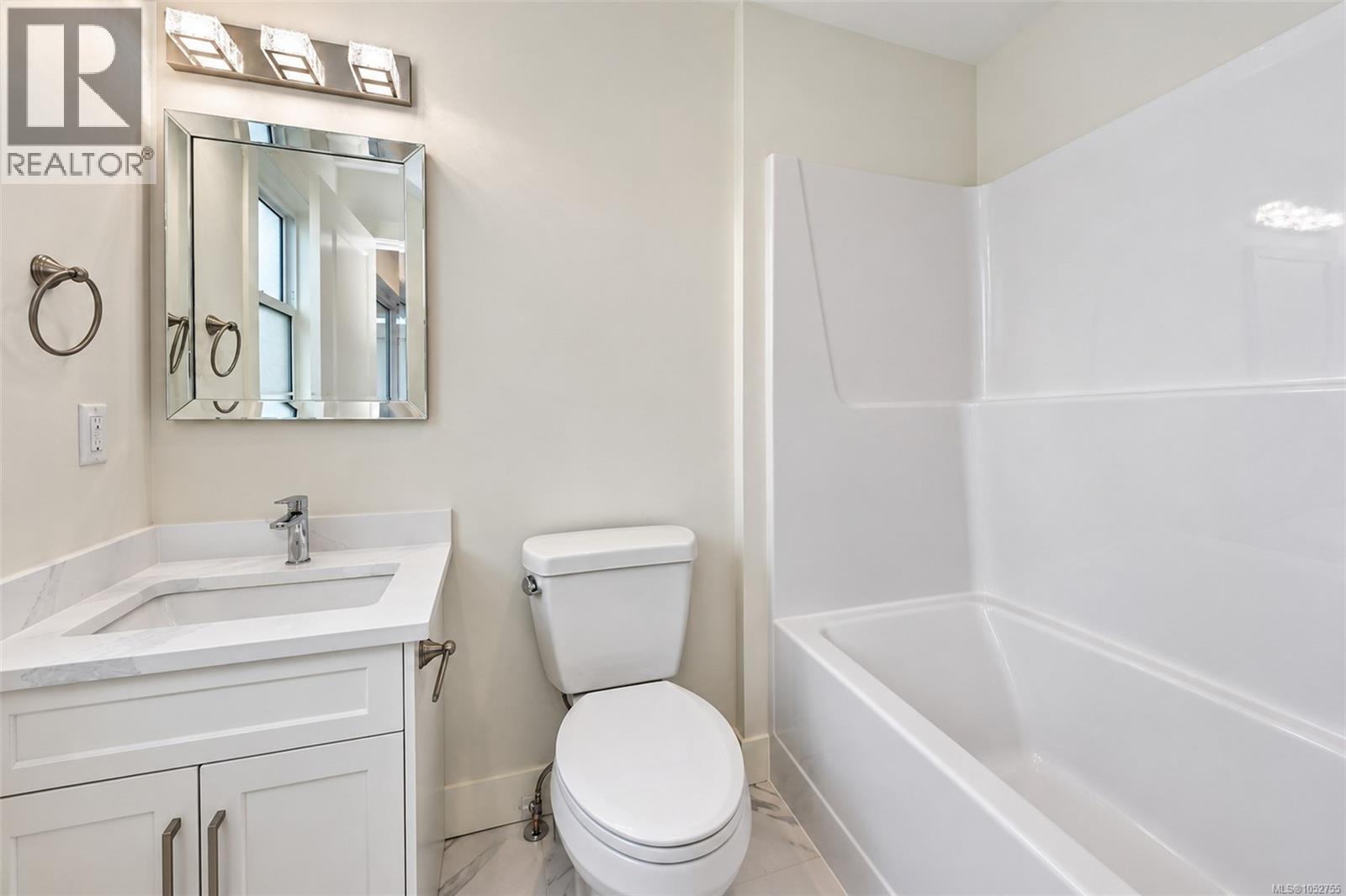 6262 Old Mill Rd, Duncan - Image 1