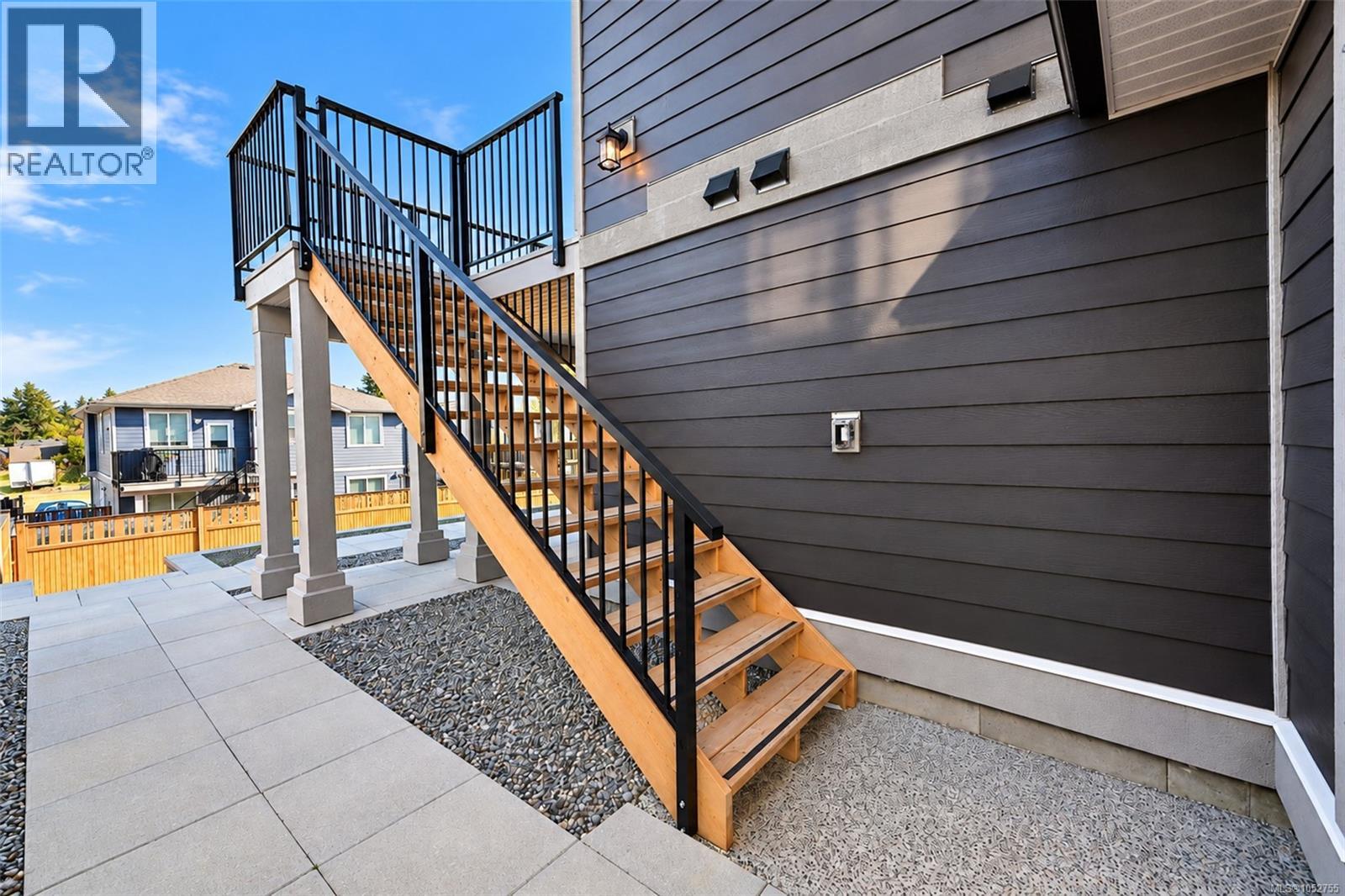 6262 Old Mill Rd, Duncan - Image 1