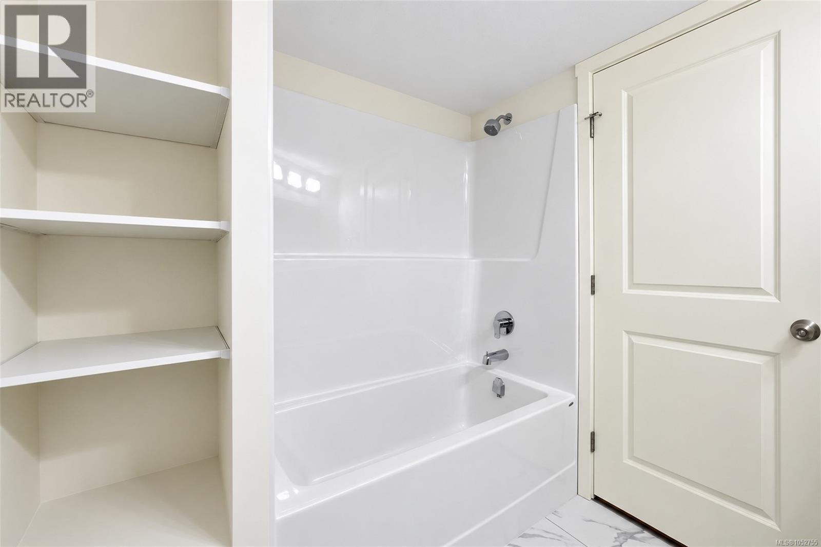 6262 Old Mill Rd, Duncan - Image 1