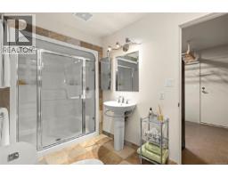 1164 Yates Rd, Comox, BC V9M3X3 Photo 60