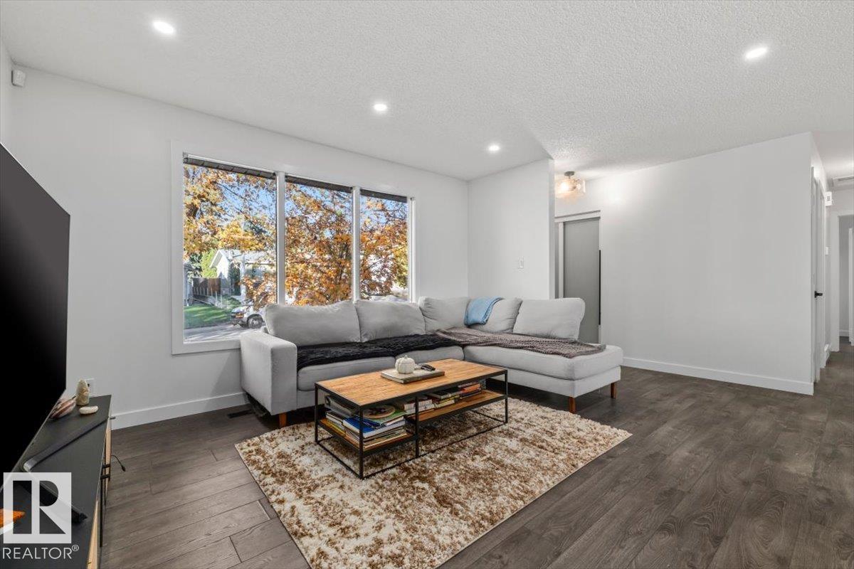 42 GLENGARRY CR, Sherwood Park — photo 2