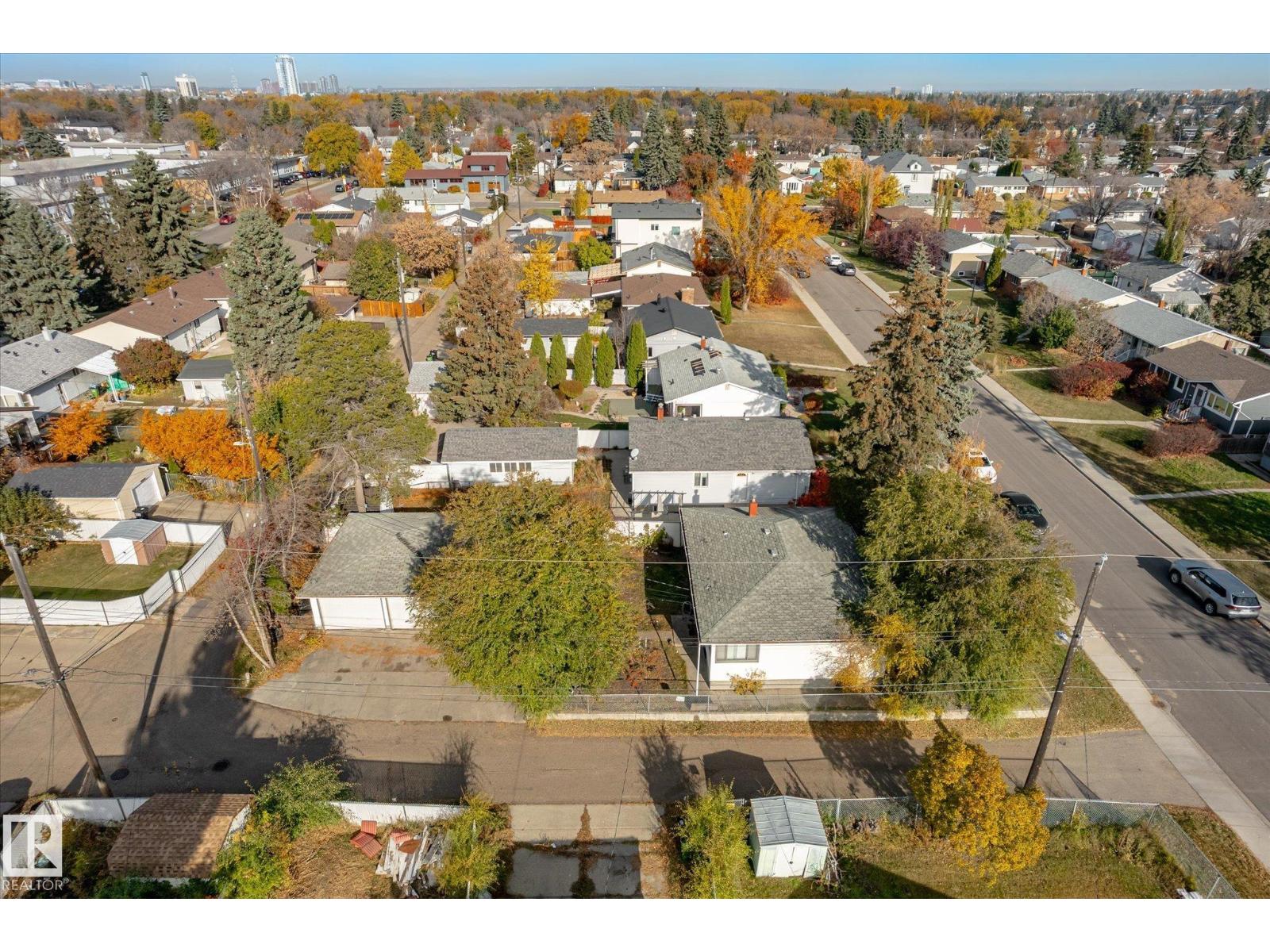 7308 77 ST NW, Edmonton — photo 2