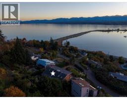 1164 Yates Rd, Comox, BC V9M3X3 Photo 22