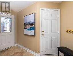 Living room - 5 Crossing Bridge Court, Ottawa, ON K2S1S2 Photo 6